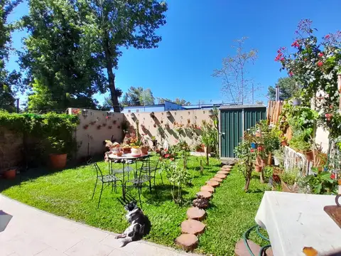 Depto Tipo Casa en Venta de 2 dormitorios