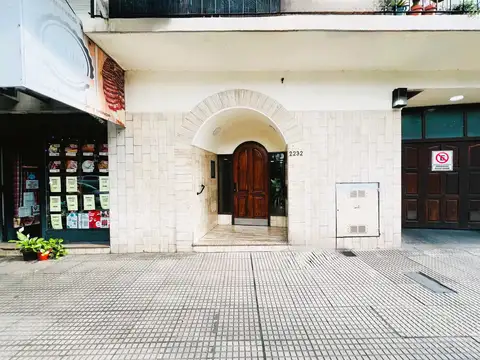 Av. Gaona 2200, Piso 7