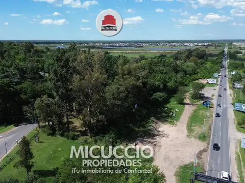 Lote con casa en venta | Av. Kennedy N°143 | Barrio El Cazador, Escobar