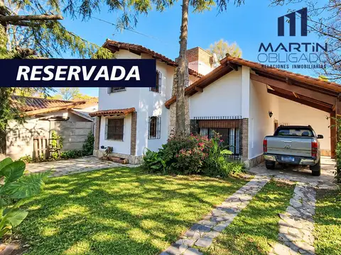 Venta Casa en San Miguel | zona San Ignacio | jardín 1100 m2 | 4 dormitorios | Pileta y quincho