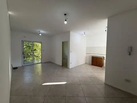 Departamento en venta - 2 Dormitorios 2 Baños - Esteban Echeverría