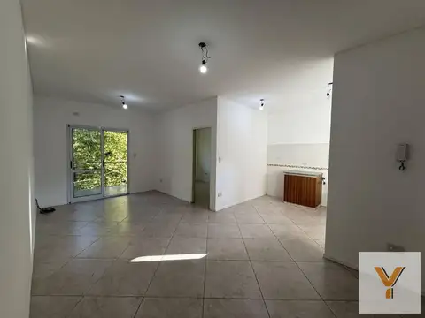 Departamento en venta - 2 Dormitorios 2 Baños - Esteban Echeverría