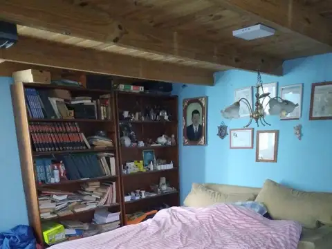 Depto Tipo Casa 5 ambientes con 2 baños