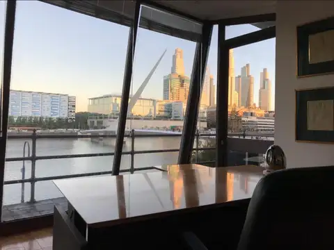 EXCELENTE OFICINA CON VISTA AL DIQUE  Y PUENTE DE LA MUJER - IMPECABLE