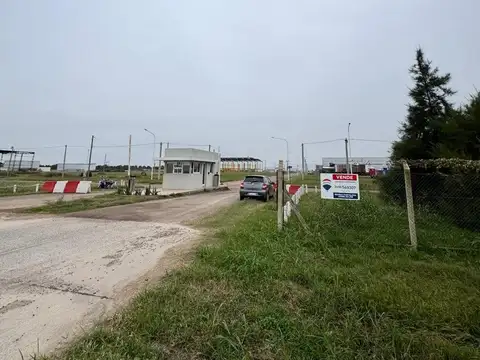 VENTA TERRENO EN PARQUE INDUSTRIAL ESPERANZA