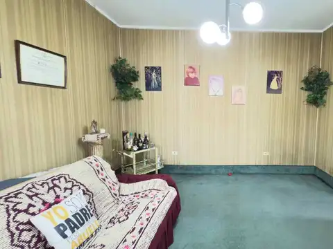 Casa 6 ambientes con 4 baños