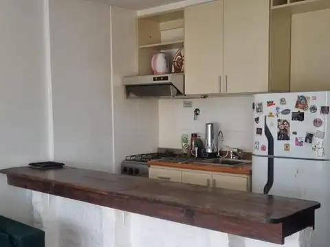 Pedro Lozano 3000, Piso 8