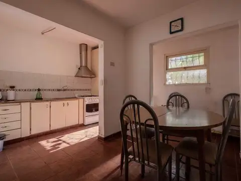 Depto Tipo Casa en Venta en Constitucion, USD 120.000