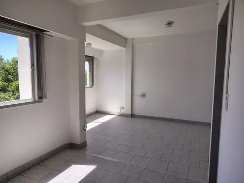 Serrano 1585, San Miguel, Provincia de Buenos Aires,