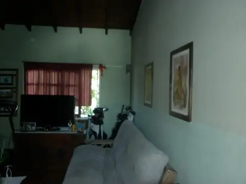 TORCUATO 1 C. RUTA 202 2 DPTOS PATIO PH FONDO