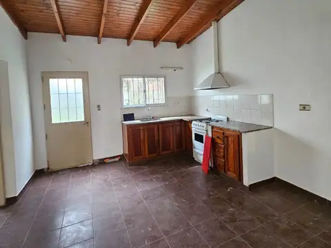 Casa en Alquiler en La Plata, $ 850.000