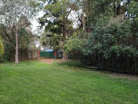 De la Media Caña e/ De la Chacarera y Del Prado