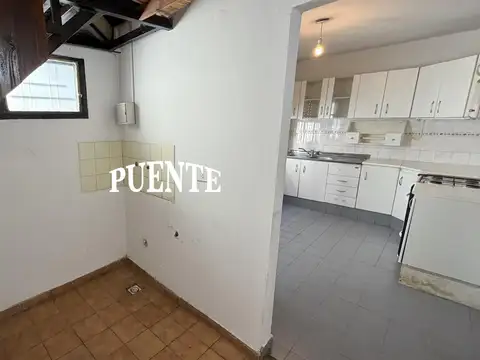 Depto Tipo Casa 4 ambientes con 2 baños
