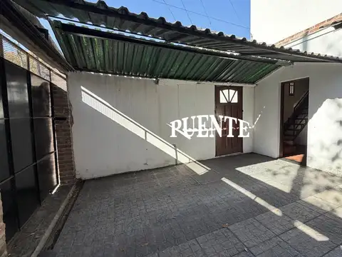 Depto Tipo Casa en Alquiler de 3 dormitorios