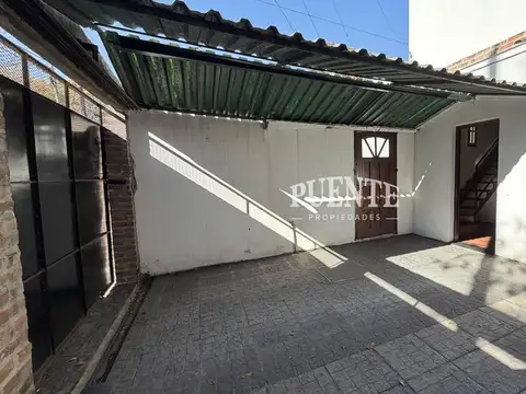 Depto Tipo Casa en Alquiler de 3 dormitorios