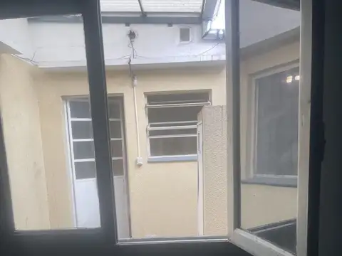 Depto Tipo Casa en Venta 70 años
