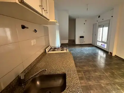 DUPLEX EN VENTA 2 DOR. C/ PATIO B°LAMADRID V.MARIA