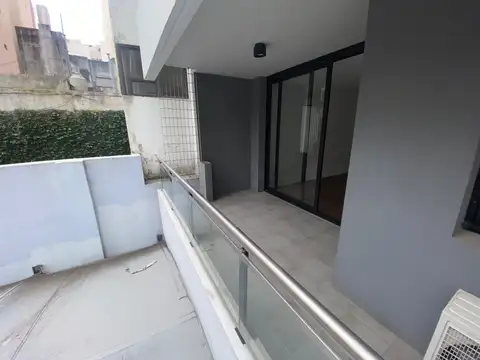 VENTA DEPARTAMENTO 2 AMBIENTES CON BALCON FULL AME