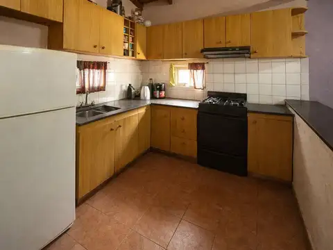 CASA EN VENTA 3 DORMITORIOS FISHERTON