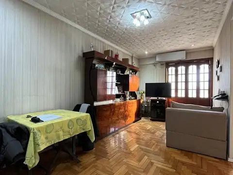 Departamento en Venta en Balvanera ( Av Jujuy al 400) de 2 amb