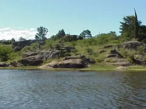 Terreno en Venta Villa del Lago Carlos Paz 1950m2