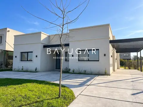 Venta - Casa en Barrio Santo Tomas / Pilar