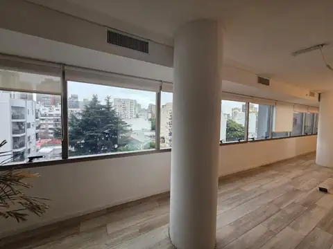 Oficina en Alquiler al Noroeste