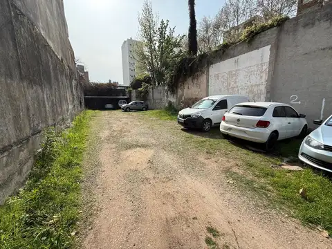Terreno en Venta 33  mts Fondo