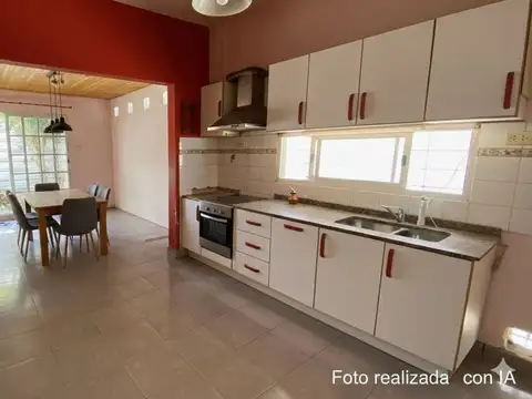 Casa en Venta en Moron, USD 77.900