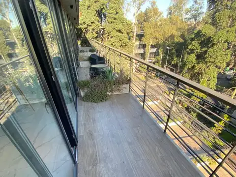 Oficina en Venta en Barrio Parque Leloir, USD 220.000