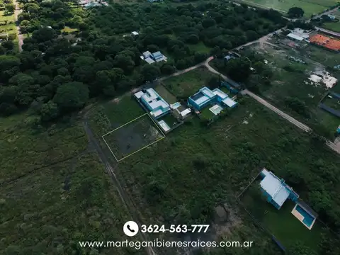 Terreno en Venta 20  mts Fondo