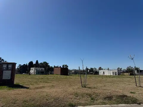 Terreno en Venta en Pilar Del Este, Countries y Barrios Cerrados en Pilar
