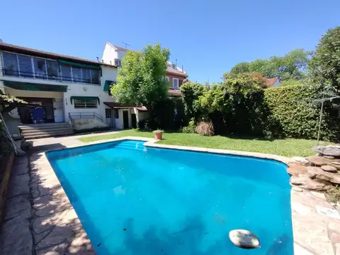 ELEGANTE CHALET  5 AMB C/PISCINA