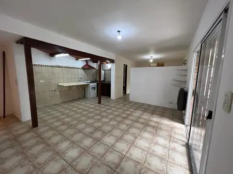 Departamento en Alquiler en Ituzaingo, $ 500.000