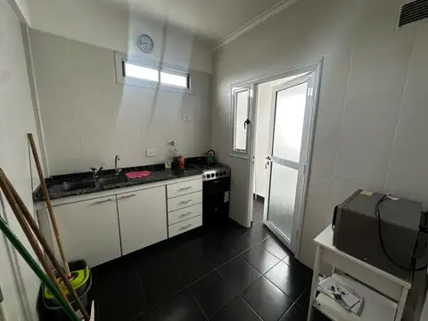 Departamento 4 ambientes con 2 baños