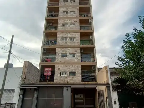ALQUILER DOS AMBIENTES EN CASEROS