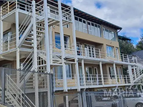 Departamento en Alquiler con 1 cocheras