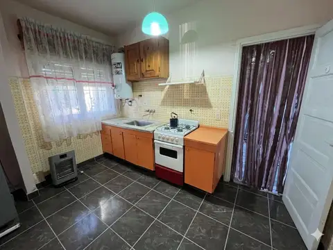Depto Tipo Casa en Venta con 2 cocheras