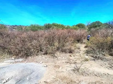 Se vende campo en La Cumbre zon Rio Pinto Escritura