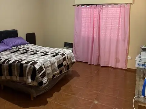 Venta Casa 3 ambientes C. Madero Impecable 