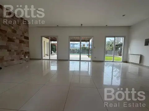 Casa en Alquiler 13 años