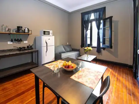 Venta Edificio con 23 departamentos + Local con Renta en Monserrat