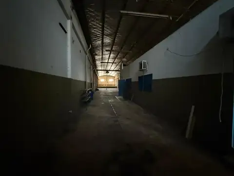 Galpon en Alquiler en Crucesita, $ 2.000.000