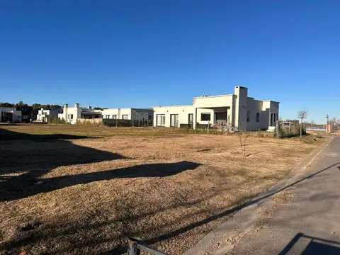 Venta oportunidad Lote en Santa Isabel 2. Financiación. 