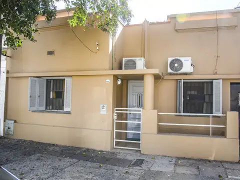 IDEAL INVERSORES - CASA Y DEPARTAMENTO DE PASILLO!