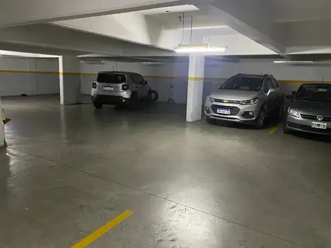 Bolivia 3119. Cochera en Villa del Parque