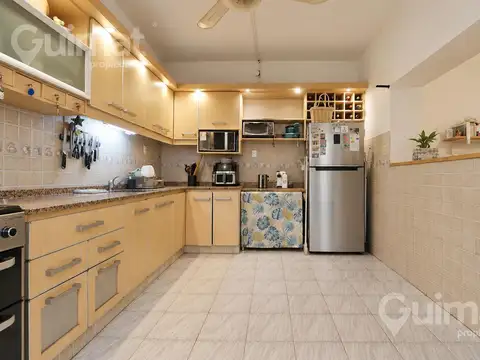 Depto Tipo Casa en Venta de 5 ambientes