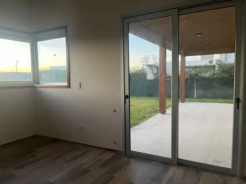 Casa en Venta al Este