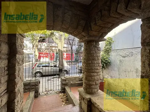 Mitre 2057, entre Moreno y Bolivar