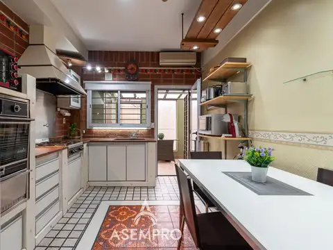 Casa en Venta en Villa del Parque, USD 399.000